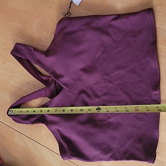 ALO Yoga Real Bra Tank - Picture 5 of 8